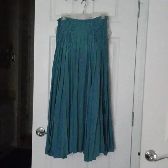 🏍BLUE Skirt, top and knitted cardigan🎉 - Picture 7 of 11